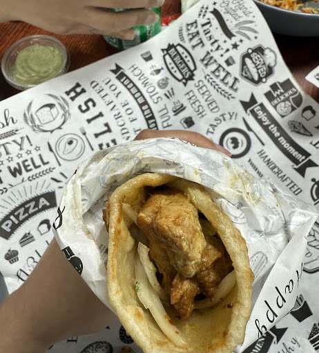 Photo of Hungry Belly - 1620 Pebblewood Ln, Naperville, IL 60563