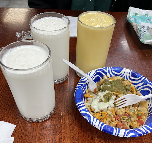 Photo of Hungry Belly - 1620 Pebblewood Ln, Naperville, IL 60563