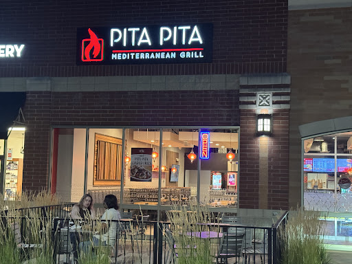 Photo of Pita Pita Mediterranean Grill - 211 E Roosevelt Rd, Lombard, IL 60148