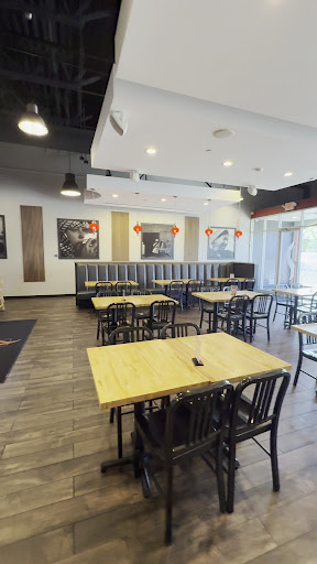 Photo of Pita Pita Mediterranean Grill - 211 E Roosevelt Rd, Lombard, IL 60148