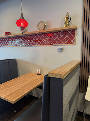 Photo of Pita Pita Mediterranean Grill - 211 E Roosevelt Rd, Lombard, IL 60148