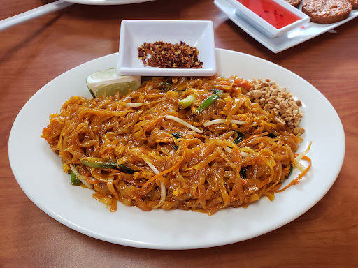 Photo of Pho Kayah - 1426 1st Ave SW #3, Austin, MN 55912