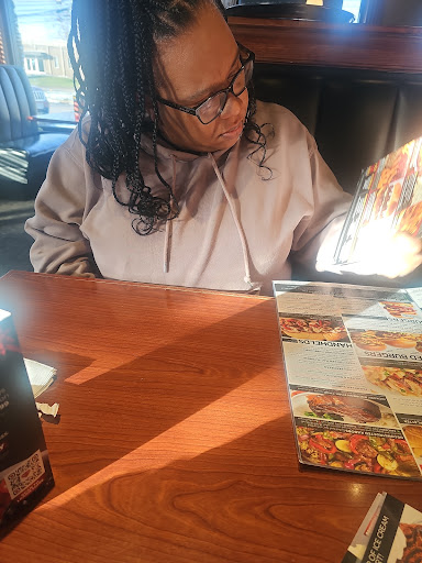 Photo of Pizza N Gyro Place - 2841 Market St, Youngstown, OH 44507