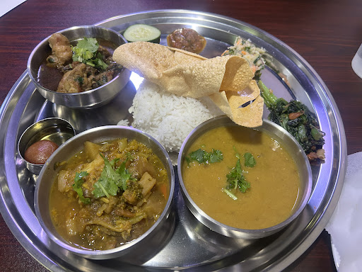 Photo of Dude’s Chicken & Momo Spot - 3107 Belmont Ave, Youngstown, OH 44505