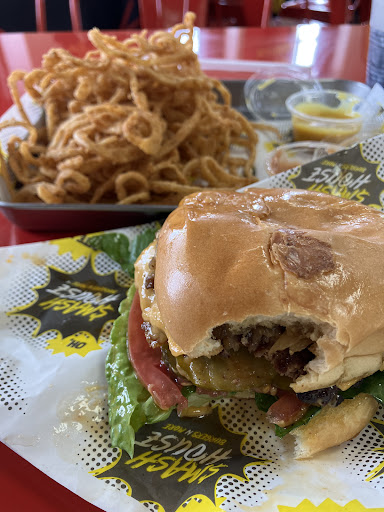 Photo of Smash House Burgers - 1550 NE 164th St, North Miami Beach, FL 33162