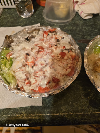 Photo of The Halal Platter Pizza And Sub - 5230 Moravia Rd Suite B, Baltimore, MD 21206