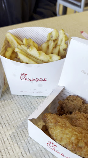 Photo of Chick-fil-A - 605 Stillwater Ave, Bangor, ME 04401