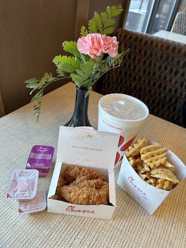 Photo of Chick-fil-A - 605 Stillwater Ave, Bangor, ME 04401