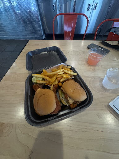 Photo of Dave's Hot Chicken - 1300 Great Wolf Dr suite 108, Baraboo, WI 53913