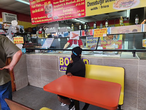 Photo of Philly’s Fish N Chicken - 3328 Monroe St, Alexandria, LA 71301