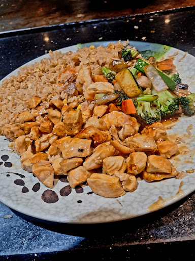 Photo of Sakura Japanese Steakhouse - 3000 Jennings Ln, Batesville, AR 72501