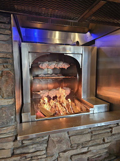 Photo of Grizzly's Wood-Fired Grill - 15159 Edgewood Dr N, Baxter, MN 56425