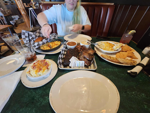 Photo of Grizzly's Wood-Fired Grill - 15159 Edgewood Dr N, Baxter, MN 56425