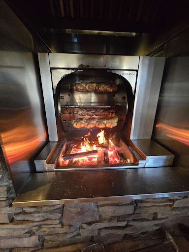 Photo of Grizzly's Wood-Fired Grill - 15159 Edgewood Dr N, Baxter, MN 56425