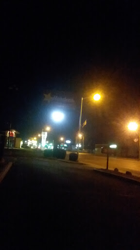 Photo of Hardee’s - 119 Washington St, Brainerd, MN 56401