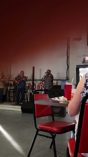 Photo of Red Seal Pizzeria & Bar - 5953 W Park Ave Suite 1063, Houma, LA 70364