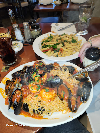 Photo of Saviano's Italian Restaurant & Pizzeria New York - 4645 Sunrise Hwy, Bohemia, NY 11716