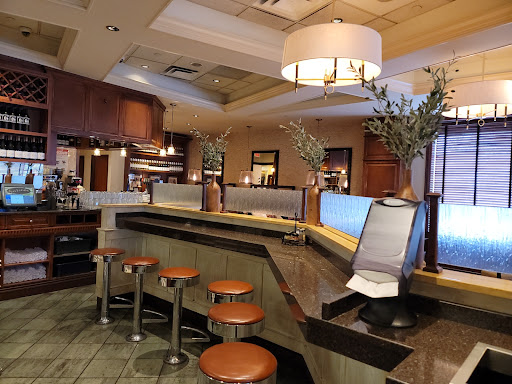 Photo of Saviano's Italian Restaurant & Pizzeria New York - 4645 Sunrise Hwy, Bohemia, NY 11716