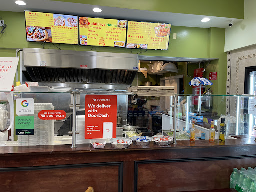 Photo of Halal Bros Fishkill - Gulf Express, 733 US-9, Fishkill, NY 12524