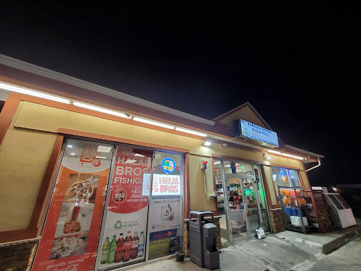 Photo of Halal Bros Fishkill - Gulf Express, 733 US-9, Fishkill, NY 12524