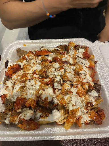 Photo of Delaware Chicken & Gyro - 2 E Main St, Middletown, DE 19709