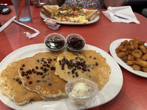 Photo of Friendly's - 1500 Peoples Plaza, Newark, DE 19702