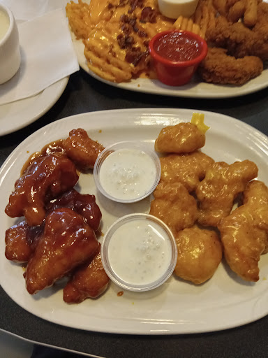 Photo of Friendly's - 1500 Peoples Plaza, Newark, DE 19702