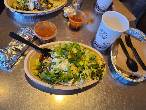 Photo of Chipotle Mexican Grill - 2388 S Oneida St, Ashwaubenon, WI 54304