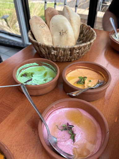 Photo of Lebnani house - 5051 S 27th St, Greenfield, WI 53221