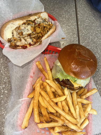 Photo of Grill Shack Mediterranean & American Cuisine الكوخ العربي - 6967 S 27th St, Franklin, WI 53132