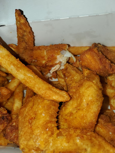 Photo of Crown Chicken and Gyro Woodbury - 22 S Broad St, Woodbury, NJ 08096