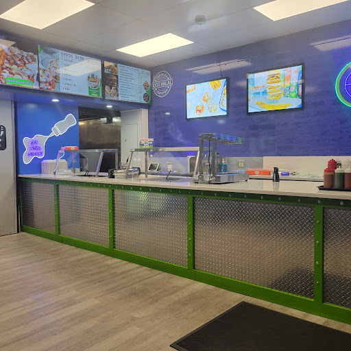 Photo of Hamza & Madina Halal Food Bellmore - 2032 Newbridge Rd, Bellmore, NY 11710