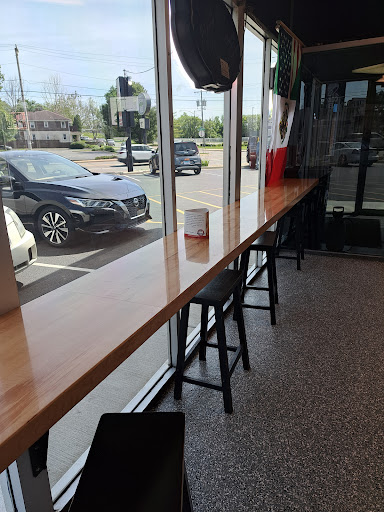 Photo of Gyros House and More - 2525 Auburn St, Rockford, IL 61101