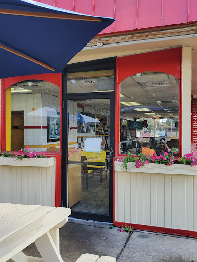 Photo of Ariston Restaurant - 919 Mannheim Rd, Bellwood, IL 60104