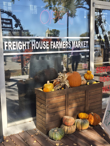 Photo of Freight House Farmers Market - 421 W River Dr, Davenport, IA 52801
