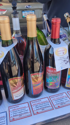 Photo of Freight House Farmers Market - 421 W River Dr, Davenport, IA 52801