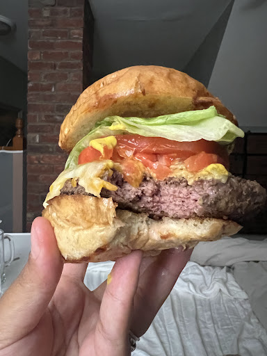 Photo of Honey Tree Grille - 3633 W Maple Rd, Bloomfield Township, MI 48301