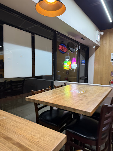 Photo of Fahrenheit Halal - 136 E Army Trail Rd, Glendale Heights, IL 60139