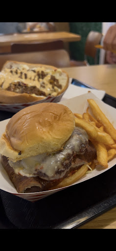 Photo of Fahrenheit Halal - 136 E Army Trail Rd, Glendale Heights, IL 60139