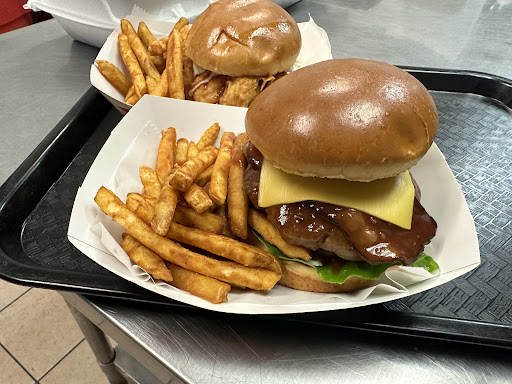 Photo of Fahrenheit Halal - 136 E Army Trail Rd, Glendale Heights, IL 60139