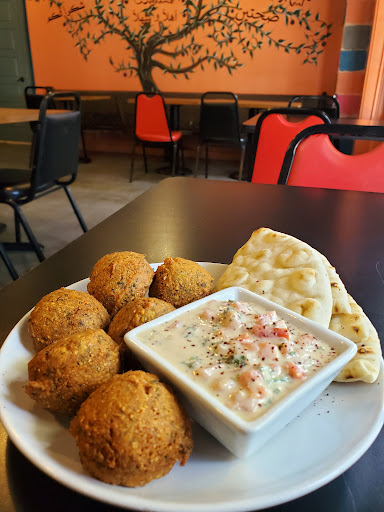 Photo of Petra Mediterranean & Middle Eastern Cuisine - 37 Bank St, New Albany, IN 47150