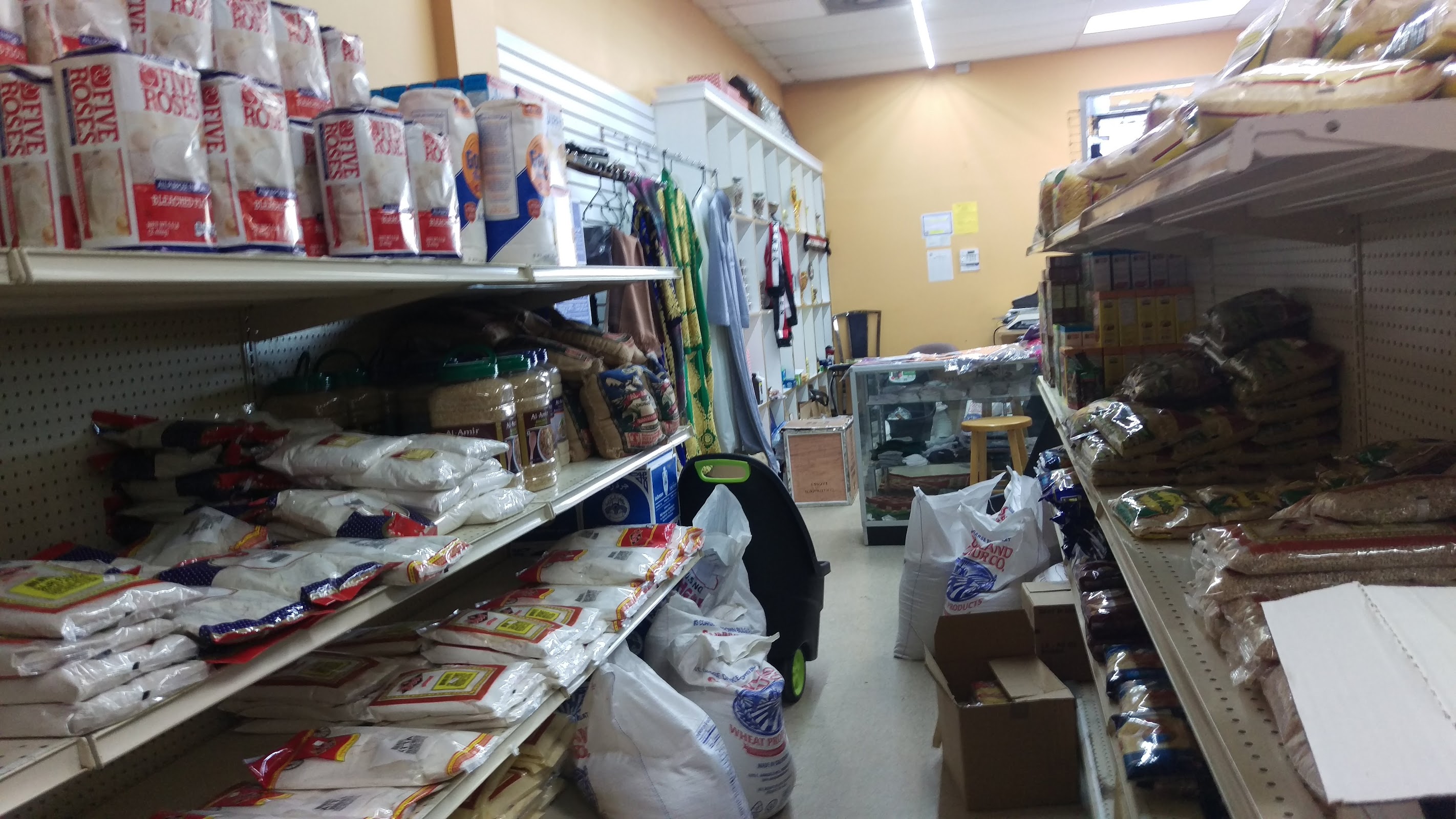 Photo of Al-Haramein Bakery & Poultry - 1979 Covington Pike, Memphis, TN 38128