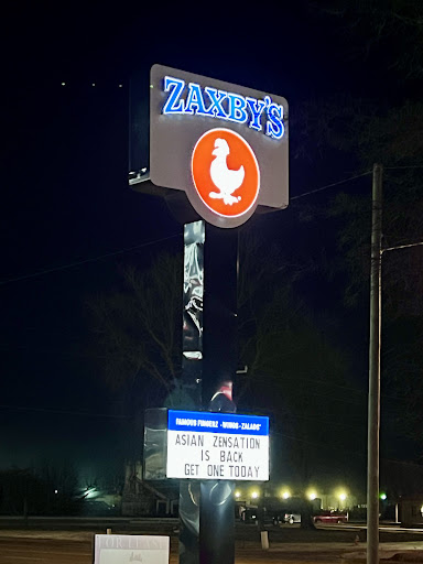 Photo of Zaxbys Chicken Fingers & Buffalo Wings - 3704 E Main St, Blytheville, AR 72315