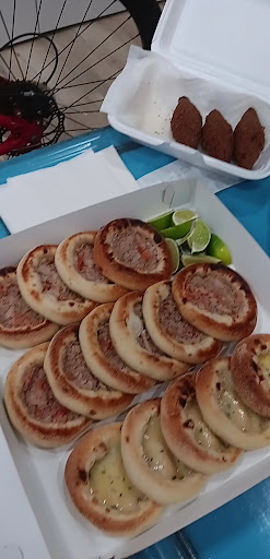 Photo of Mana Esfiha - 4180 Oak Cir, Boca Raton, FL 33431