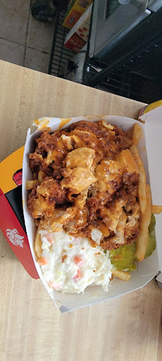 Photo of Fluffies Hot Chicken - Hackensack - 252 S Summit Ave, Hackensack, NJ 07601