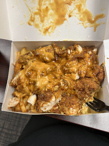 Photo of Fluffies Hot Chicken - Hackensack - 252 S Summit Ave, Hackensack, NJ 07601