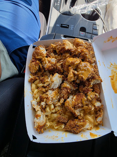 Photo of Fluffies Hot Chicken - Hackensack - 252 S Summit Ave, Hackensack, NJ 07601