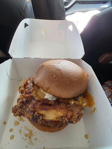 Photo of Fluffies Hot Chicken - Hackensack - 252 S Summit Ave, Hackensack, NJ 07601