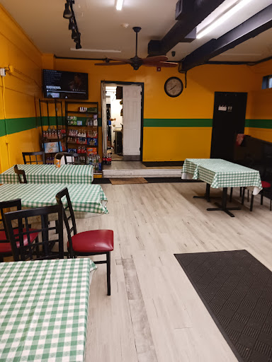 Photo of Gyro King - 314 Queen Anne Rd, Teaneck, NJ 07666