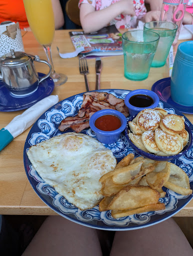 Photo of Van Gogh's Eeterie - 334 E Commercial St, Springfield, MO 65803